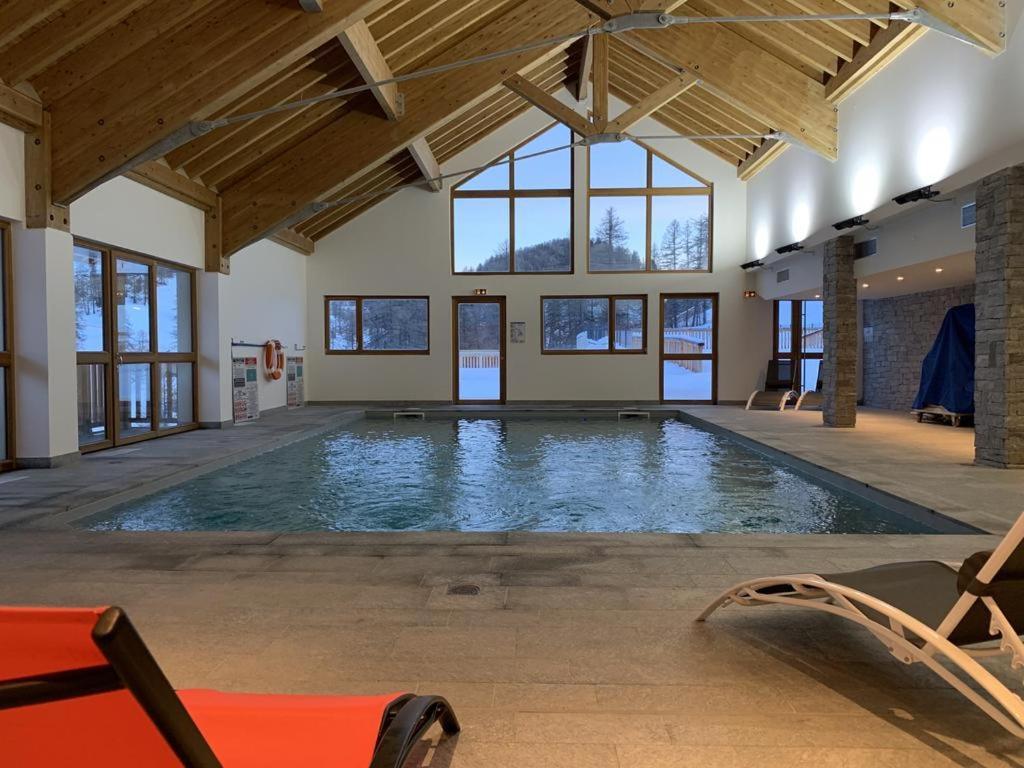 Appt Le Hameau Des Rennes 4 Etoiles Pieds Des Pistes Piscine Interieure Exterieure Daire Vars  Dış mekan fotoğraf