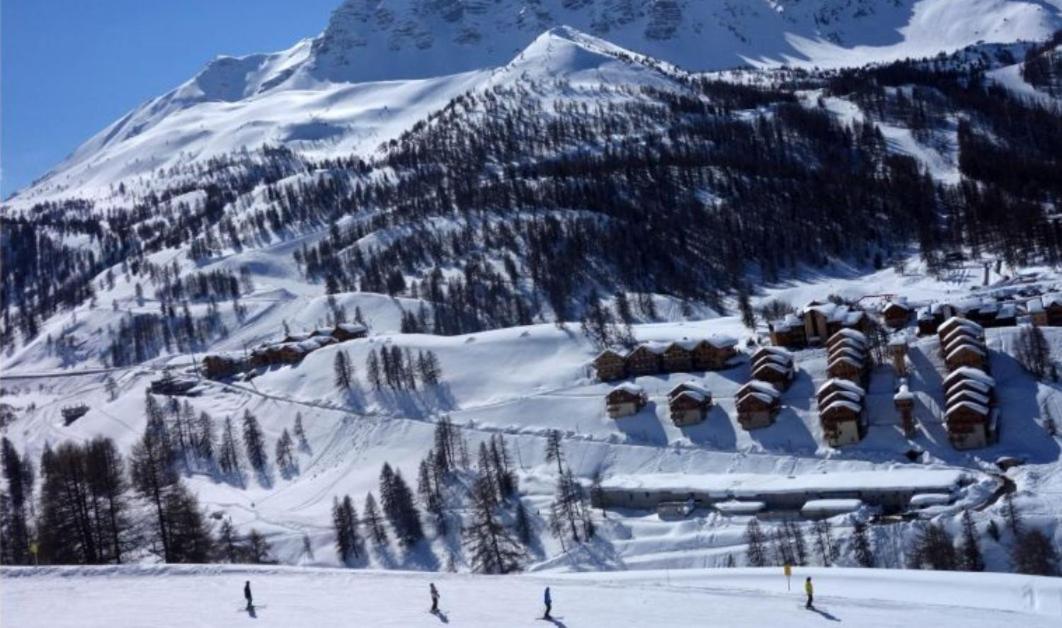 Appt Le Hameau Des Rennes 4 Etoiles Pieds Des Pistes Piscine Interieure Exterieure Daire Vars  Dış mekan fotoğraf